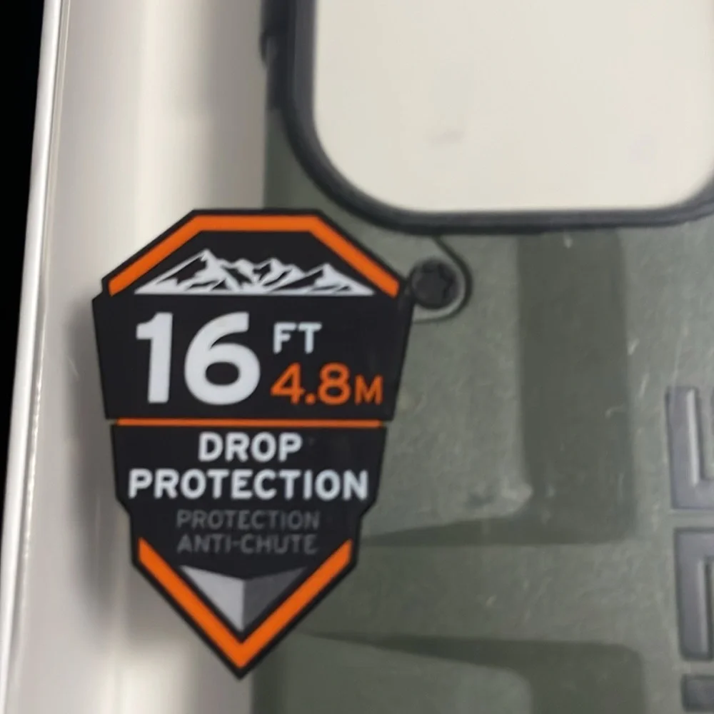 IPhone 13 Pro Urban Armor Gear Case